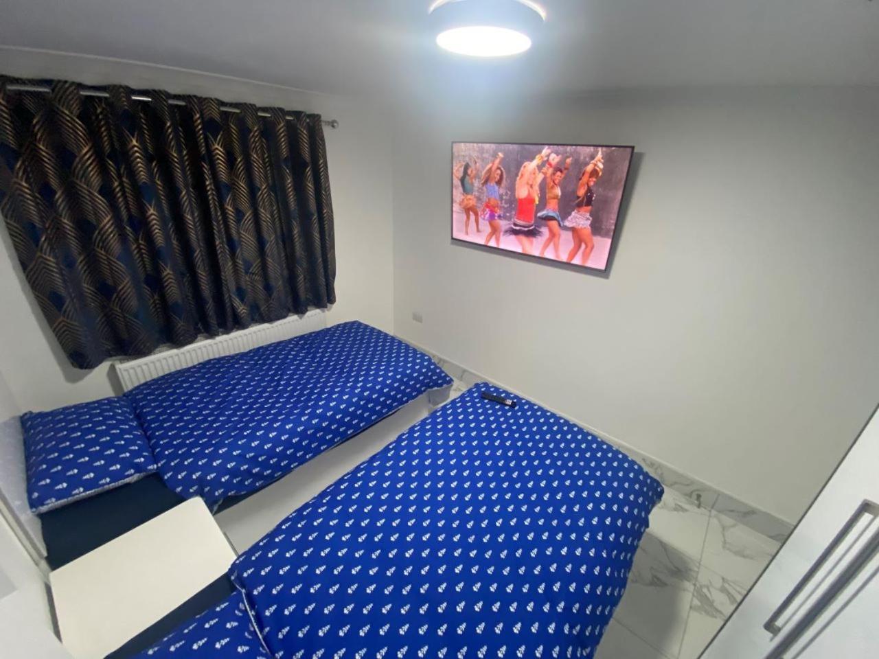 The Royal Boutique Oxford Lodge By London Sleep 6 Hayes  Exteriör bild