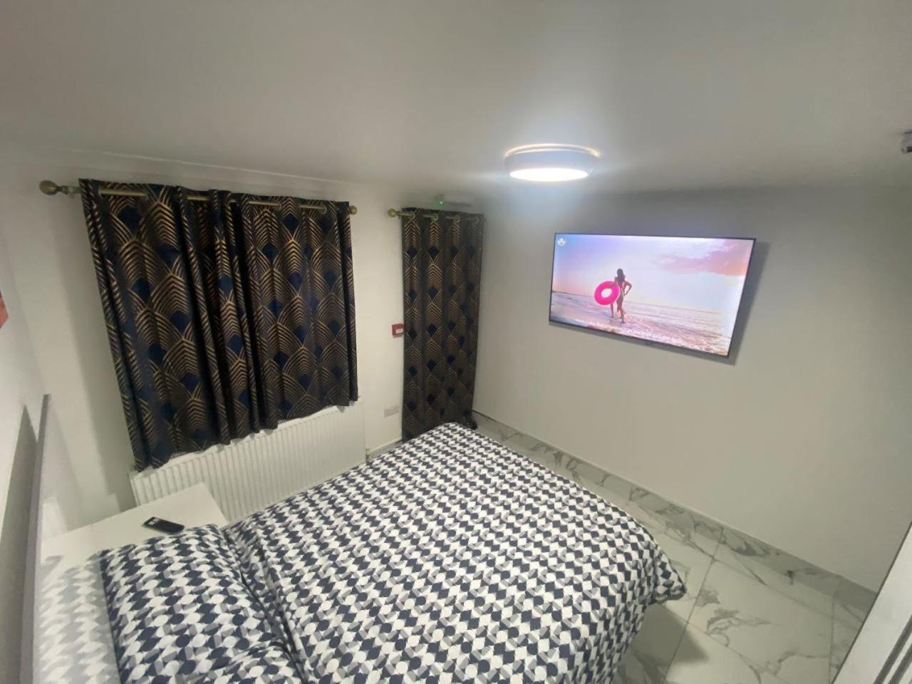 The Royal Boutique Oxford Lodge By London Sleep 6 Hayes  Exteriör bild
