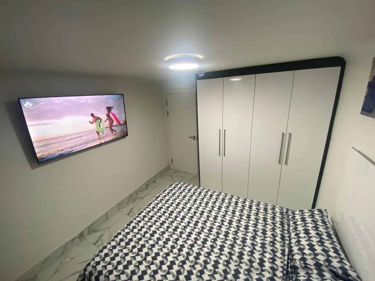 The Royal Boutique Oxford Lodge By London Sleep 6 Hayes  Exteriör bild