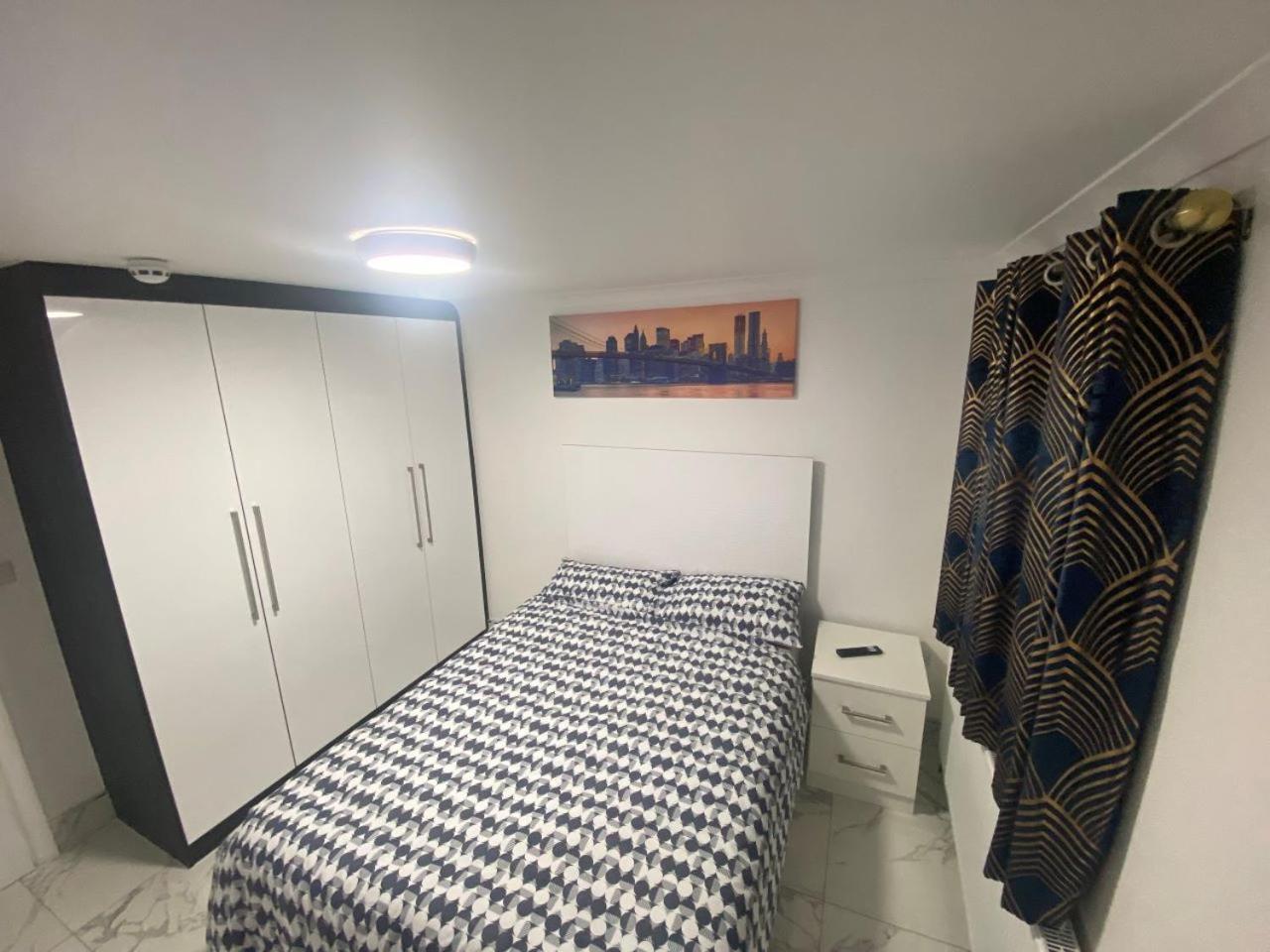 The Royal Boutique Oxford Lodge By London Sleep 6 Hayes  Exteriör bild