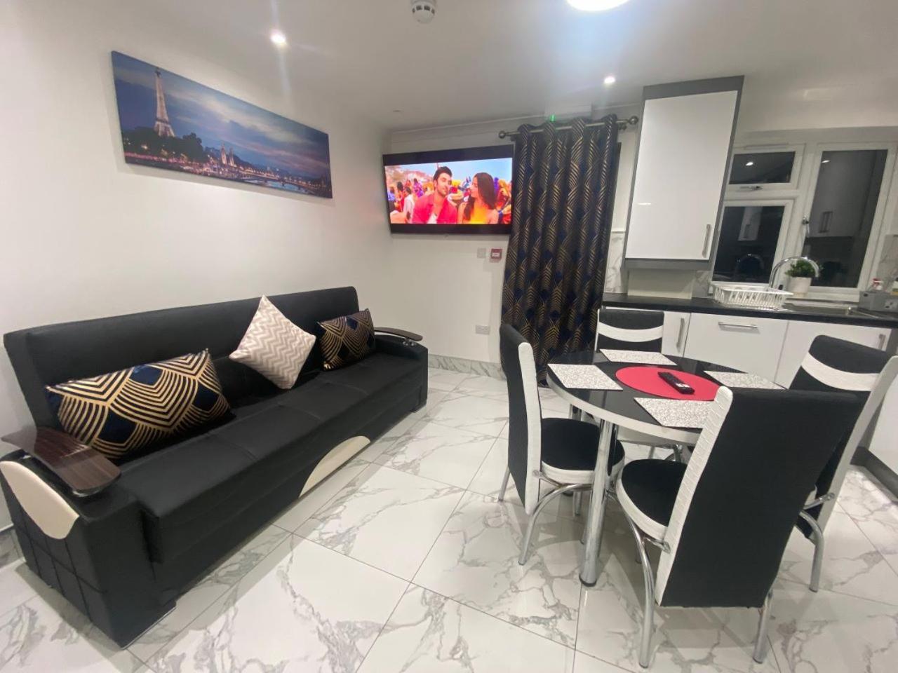 The Royal Boutique Oxford Lodge By London Sleep 6 Hayes  Exteriör bild