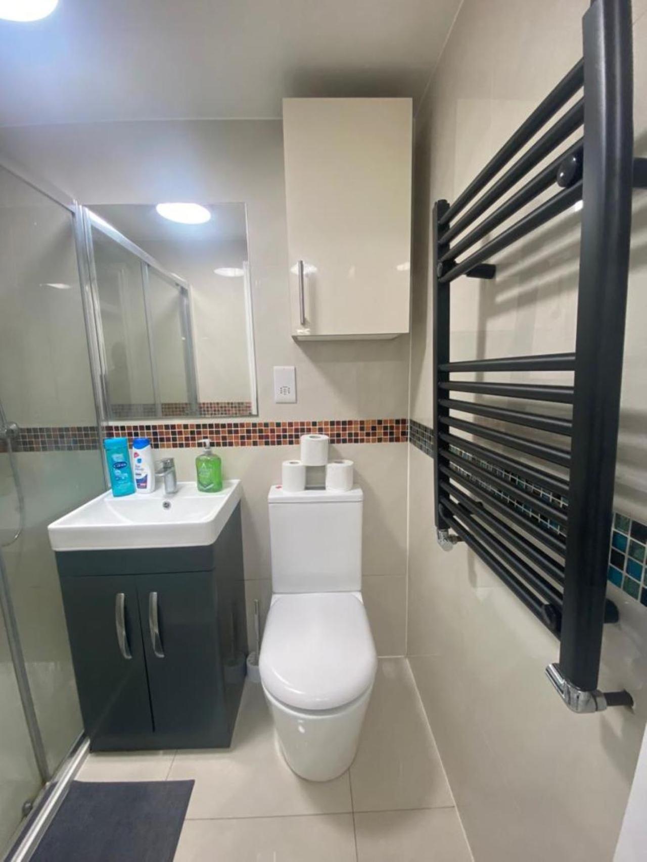 The Royal Boutique Oxford Lodge By London Sleep 6 Hayes  Exteriör bild